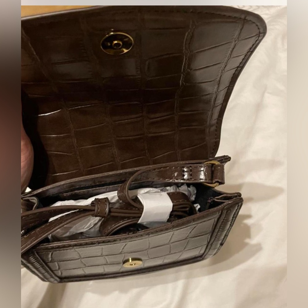 Zara Elegant Brown Leather Crossbody Bag - Picture 4 of 12